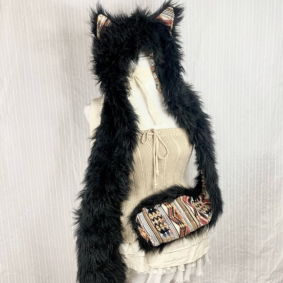 ♡ black faux fur wolf hood with ears & mitten pockets ♡ - Picture 1 of 5